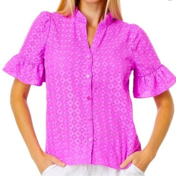 Lilly Pulitzer Tops - Lilly Pulitzer Calynn Eyelet top in Wild Fuchsia Size 4, EUC